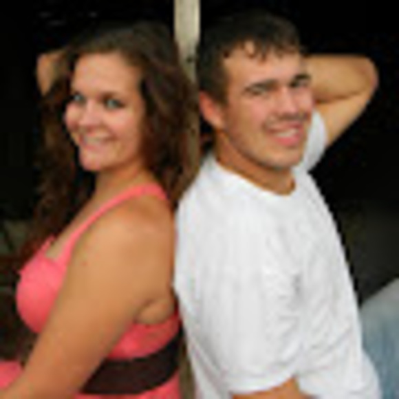 Meet your Posher, Mandi - Picture 1 of 1